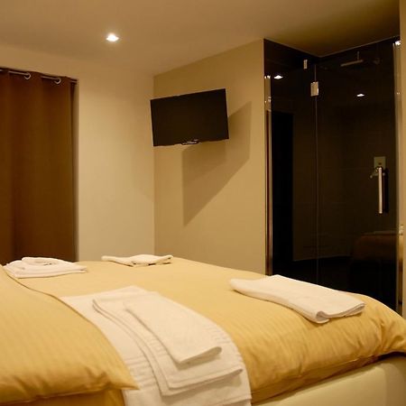 Yuba - Aragon Home Holiday Монталбано Еликона Екстериор снимка